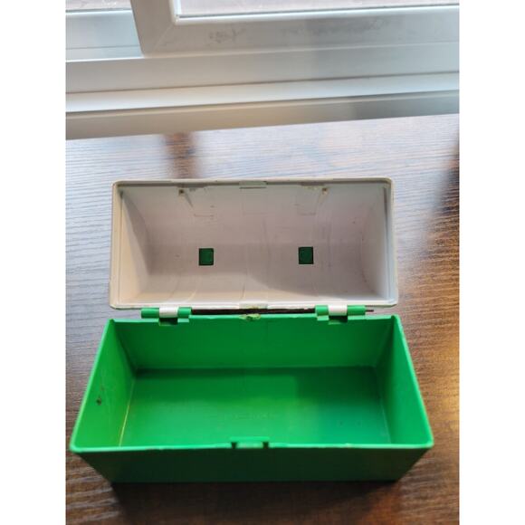 Vintage Fisher Price Toys #550 - Green/White Lunch Pail, Box, Kit - Picture 7 of 10